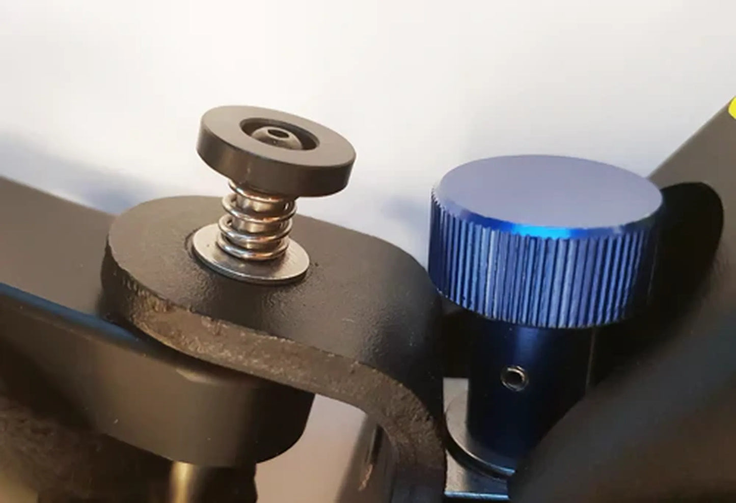 Steadicam Arm Drop Pin - 807-7275-02 – The Tiffen Company