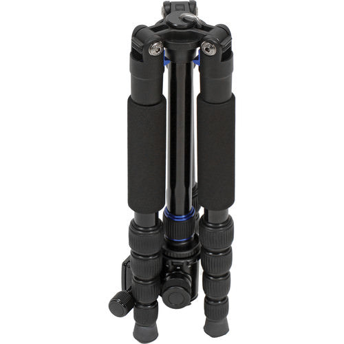 Davis & Sanford Traverse TR-553-228 Compact Tripod - The Tiffen Company
