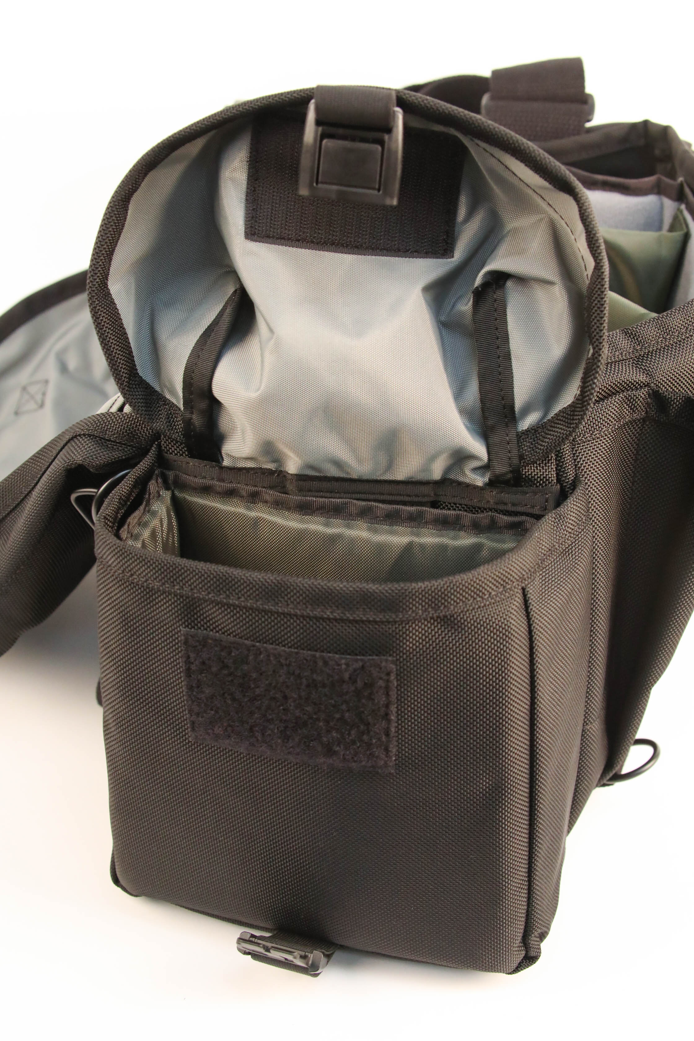 DOMKE J-2 Journalist Shoulder Camera Bag (Black) - 700-J2B